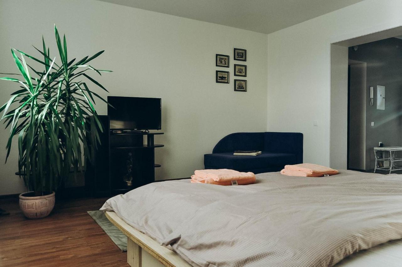 Apartment Пінськ Екстер'єр фото