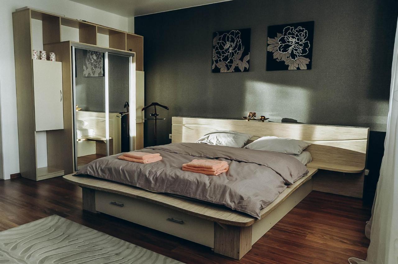 Apartment Пінськ Екстер'єр фото